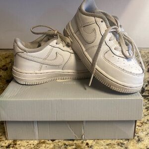 Toddler Nike force 1